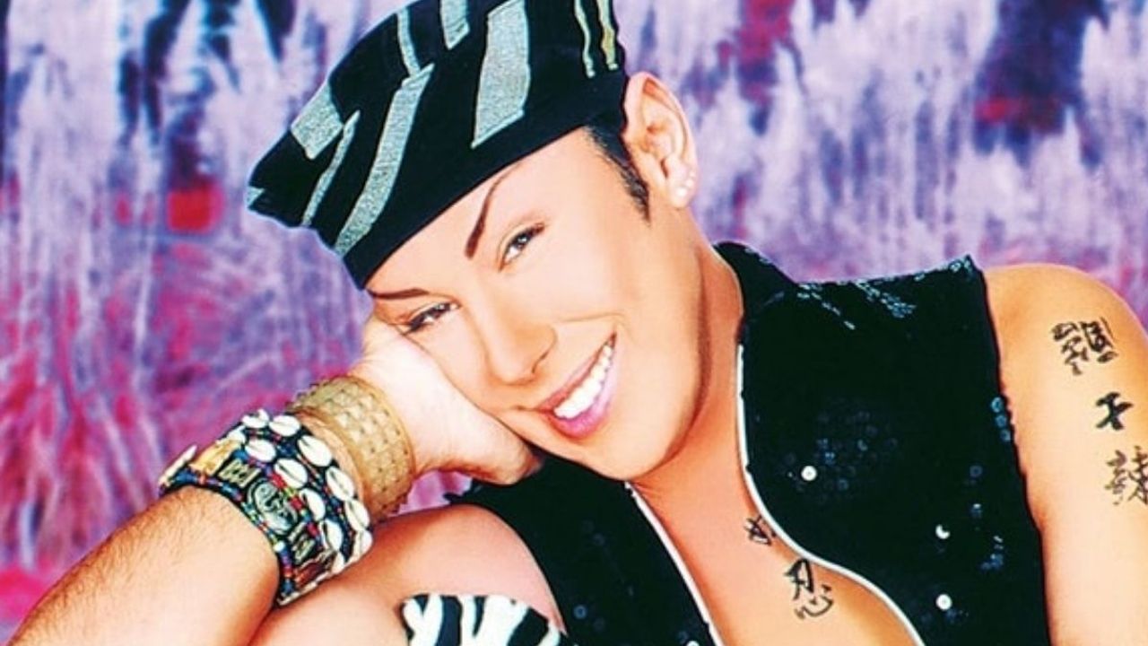 Yıllar sonra ortaya çıkan VJ Bülent ahlaksız teklifi ifşa etti: Benden kadın isteyen popçular oldu!