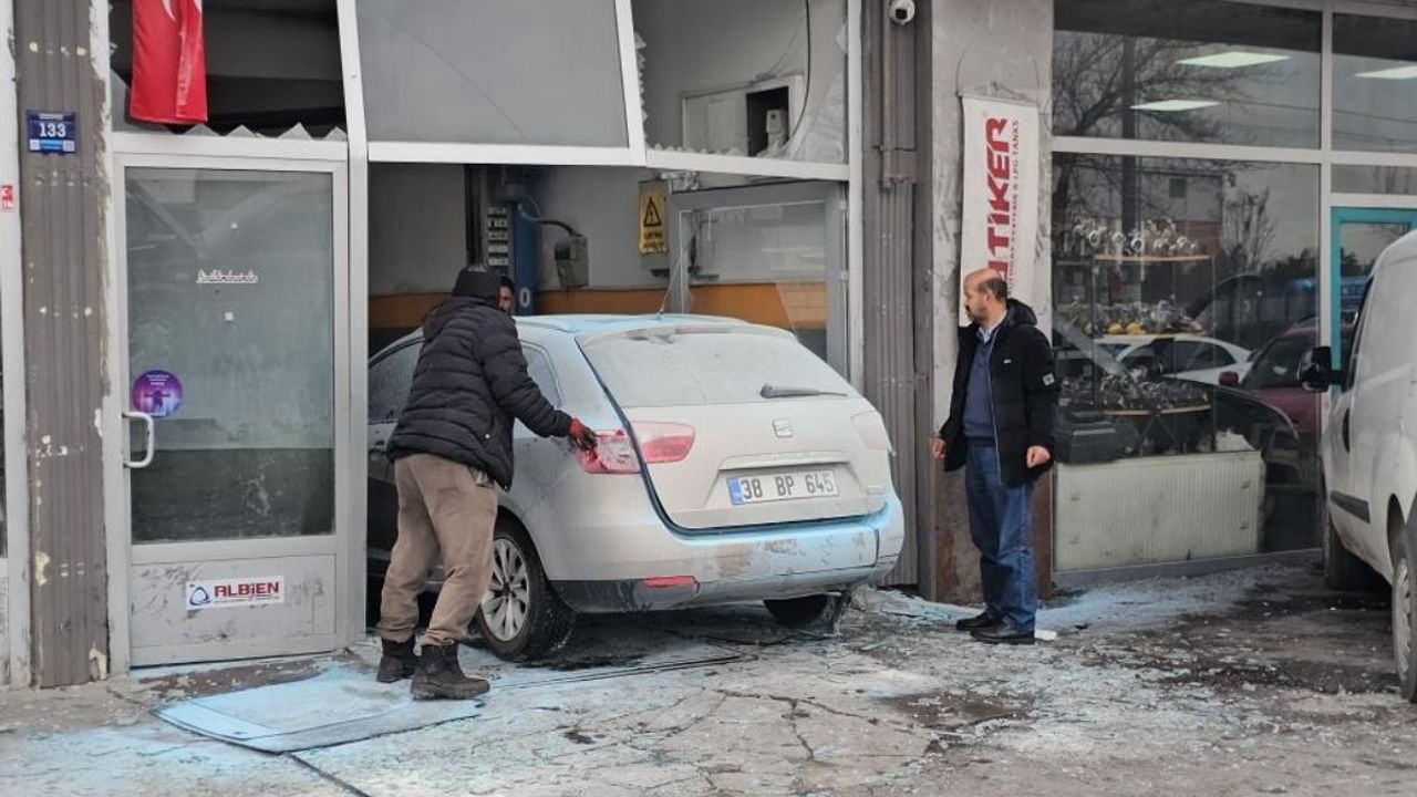 Kayseri Oto Sanayi Sitesi’nde LPG tankı patladı: 3 Yaralı