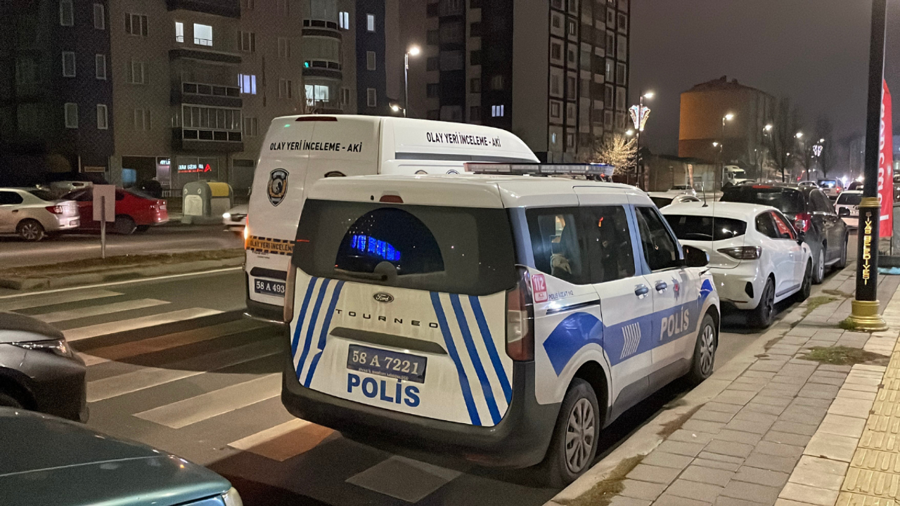 Gece yarısı kardeş kavgası cinayetle bitti!