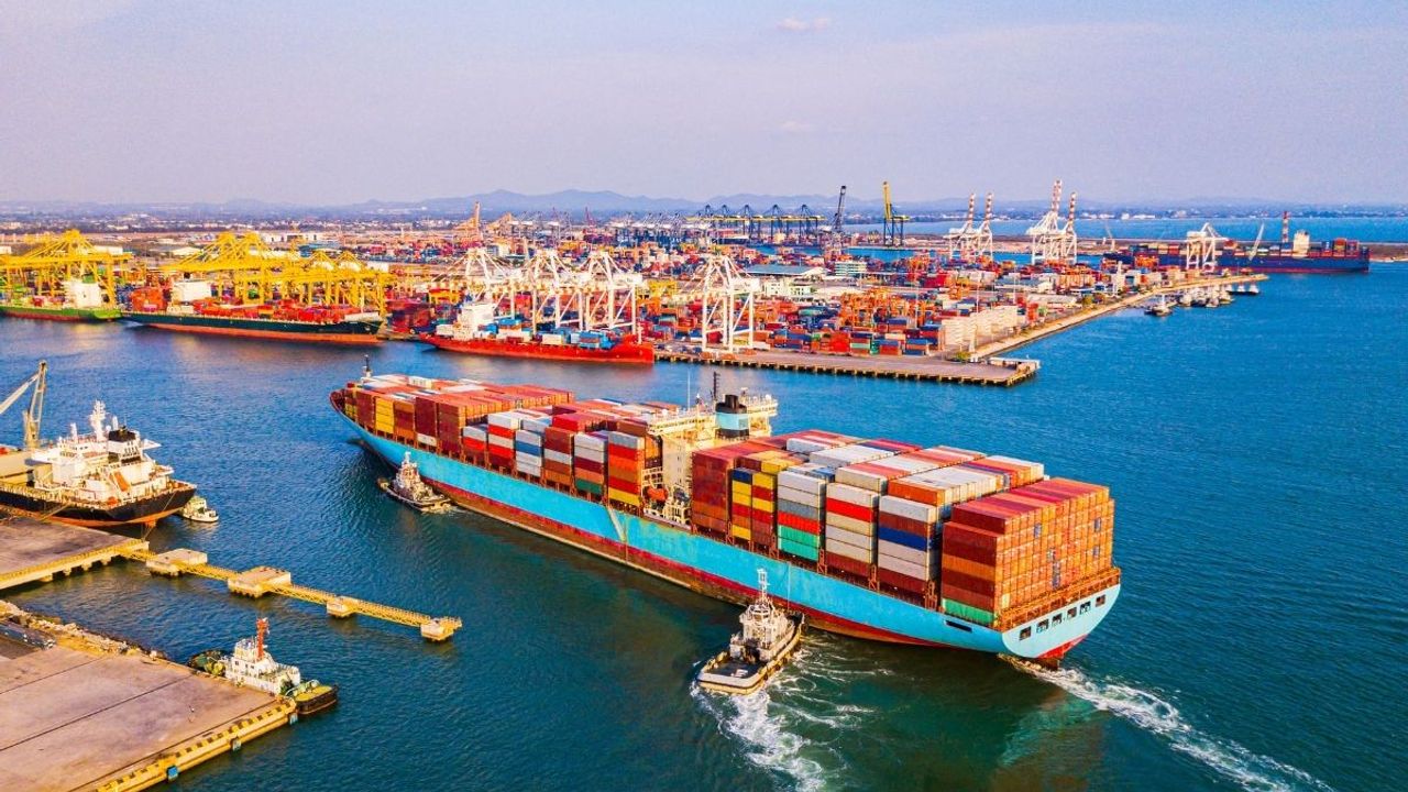 2023 Hizmet Ticareti verileri açıklandı: İhracatta büyük girişimler öne çıktı