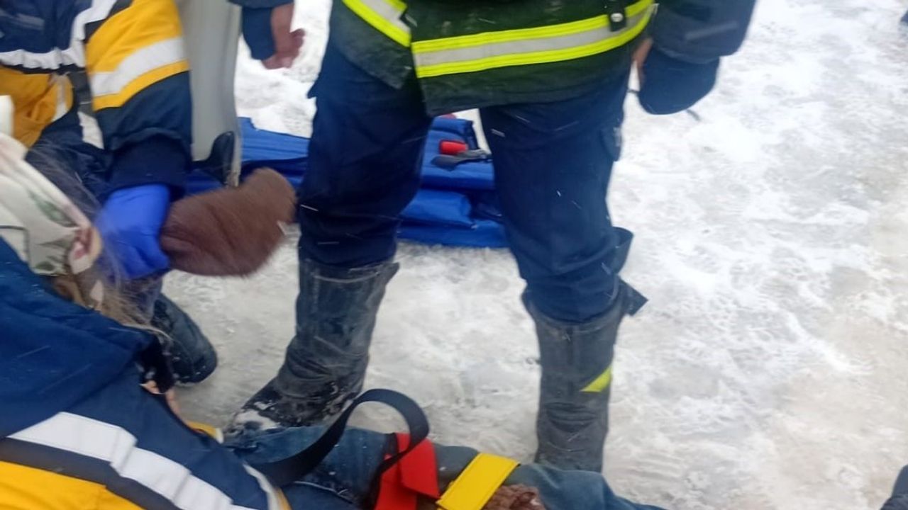 Ankara-Niğde otoyolu Aksaray geçişinde zincirleme kaza: 3 yaralı!