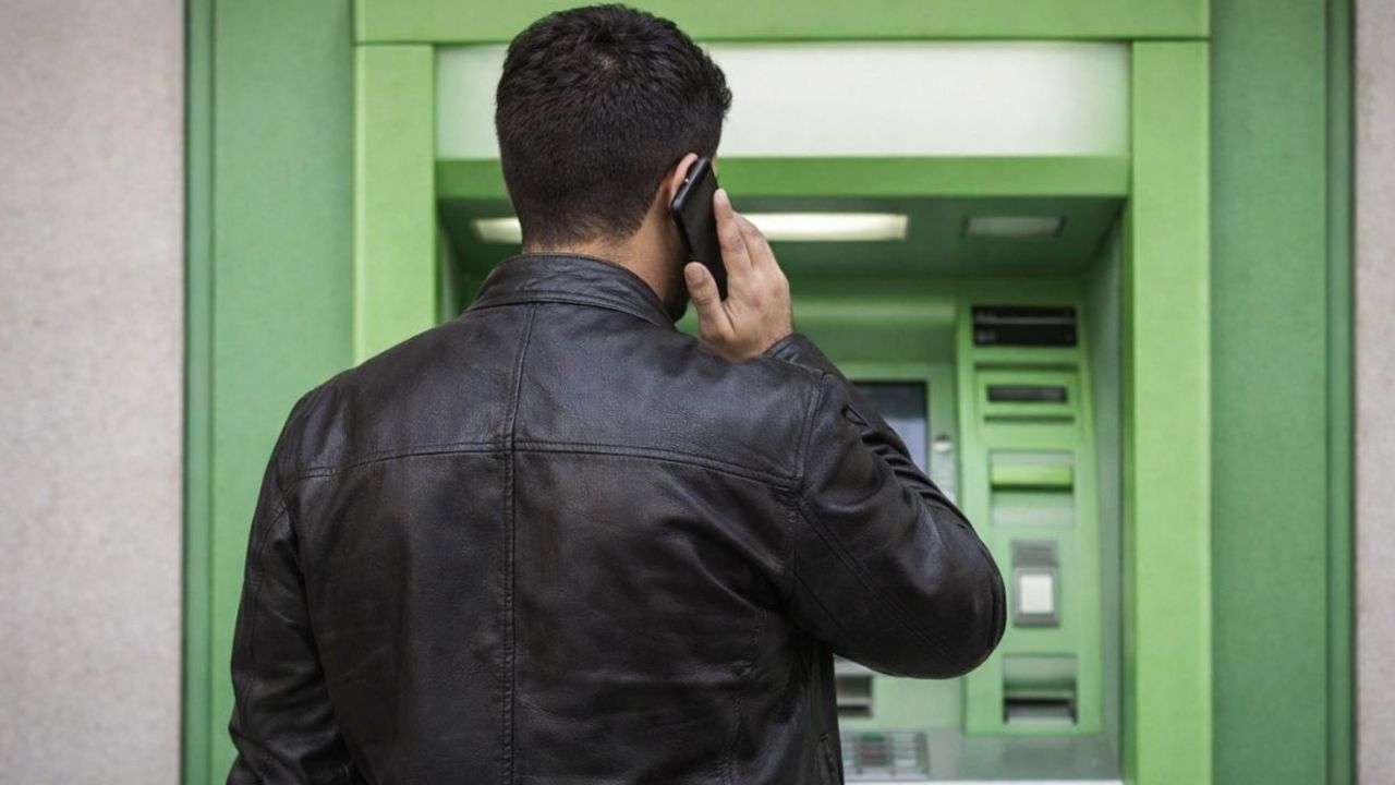 ATM’de bunu yapan bir daha parasını göremiyor!