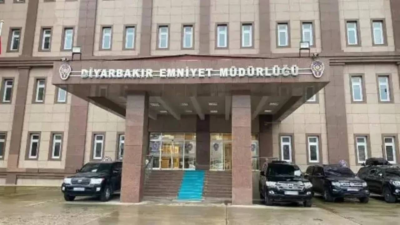 Diyarbakır’da Emniyet müdürlüğüne EYP'li saldırı girişimi! Şüpheliler kaçtı