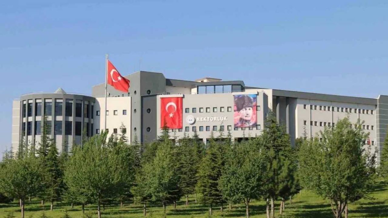 Erciyes Üniversitesi 'Bahar Dönemi' öğrenci alımlarını duyurdu