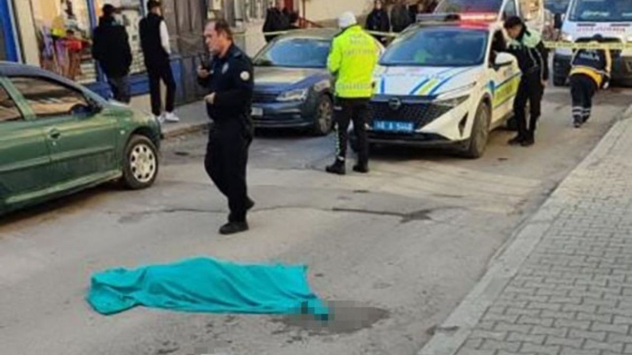 Kamyonetin altında kalan 6 yaşındaki çocuk hayatını kaybetti