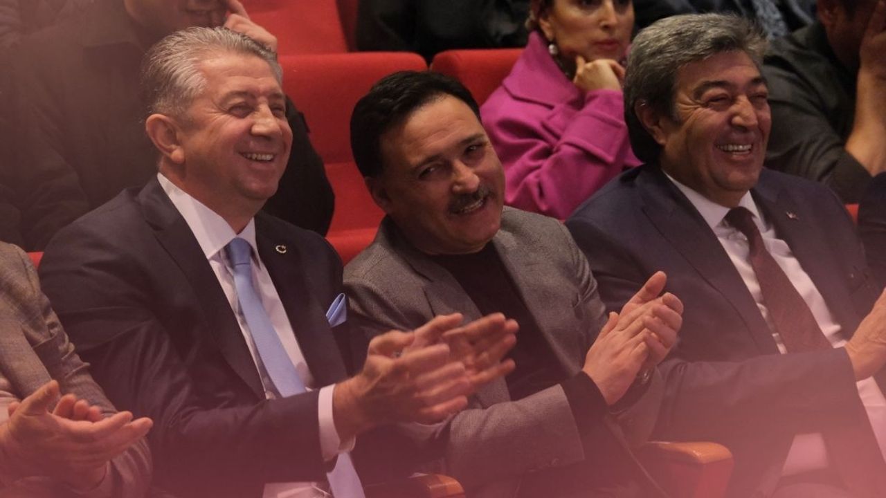 Kayseri Protokolü Mobilyacılar Genel Kurulu’nda buluştu: Kayseri mobilyasında 3D dönemi başlıyor