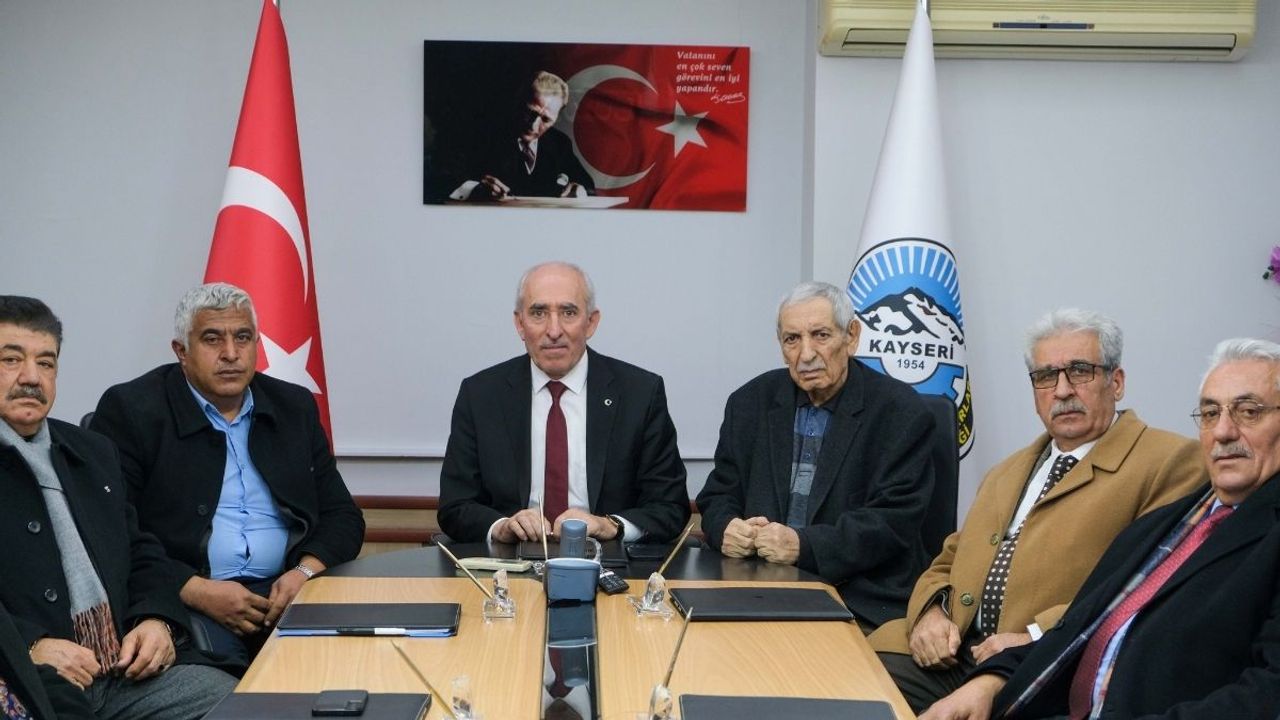 Kayseri’de 40 yıllık bir devir kapandı! Kayserili o isim başkanlığa veda etti