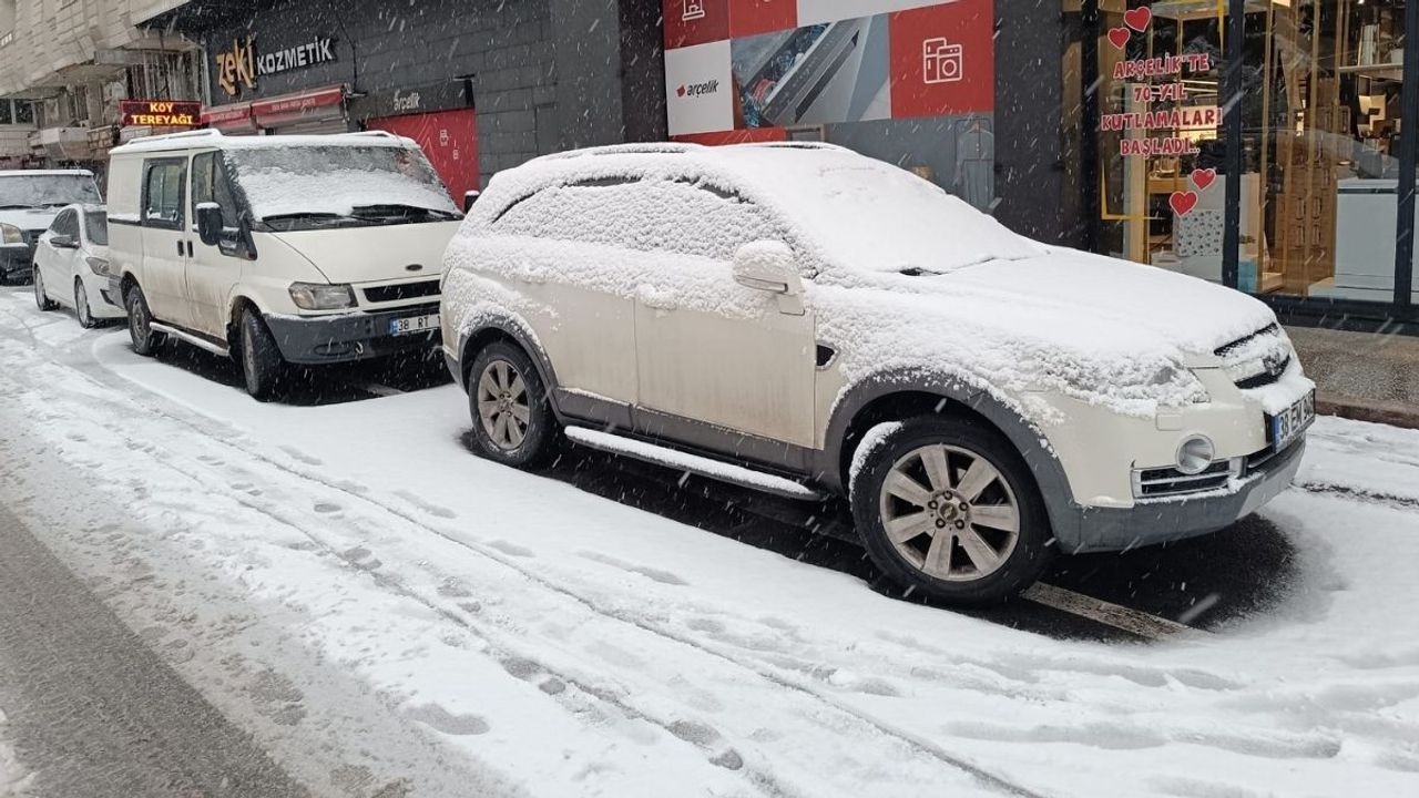 Kayseri’de dondurucu soğuklar araç sahiplerini zorluyor: Yakıt tüketimi nasıl düşer?