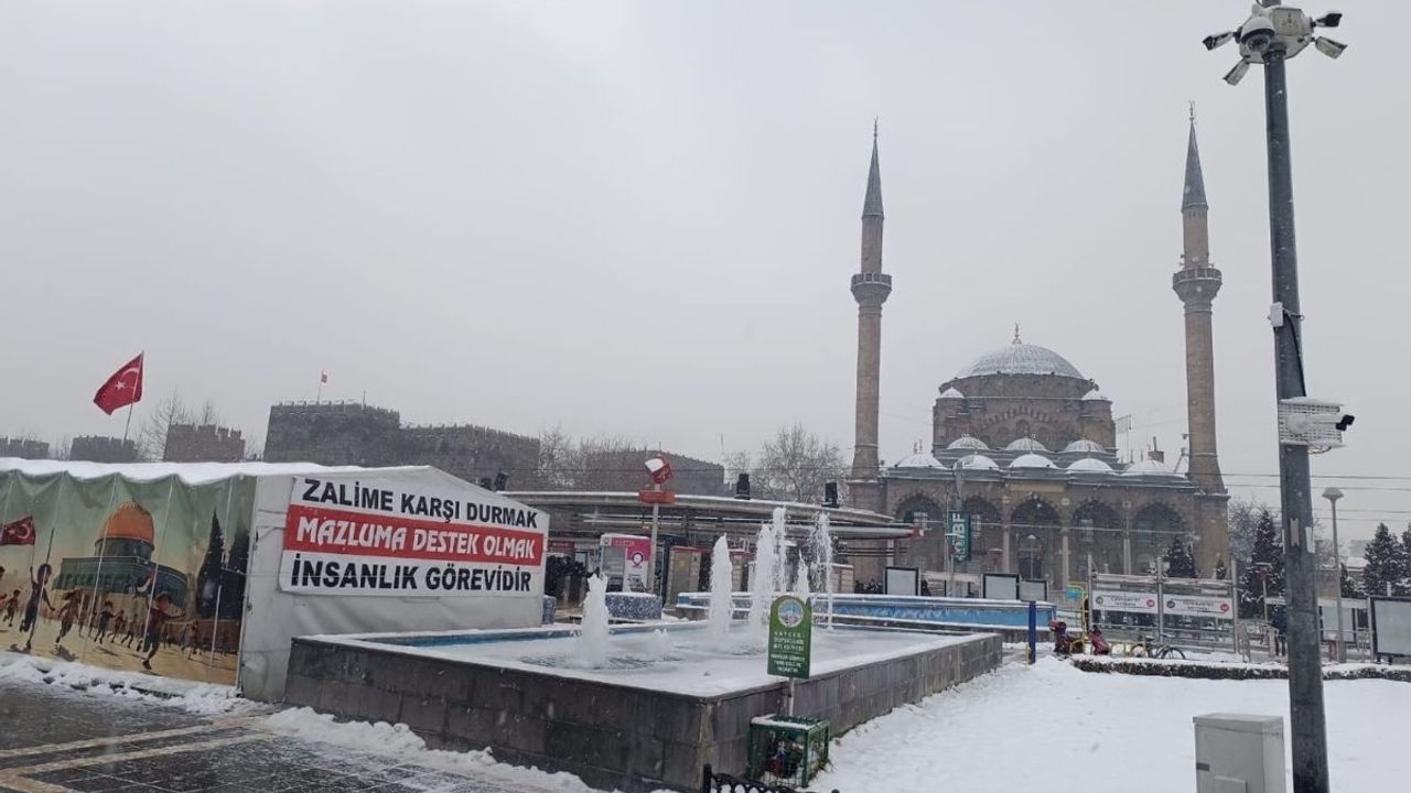 Kayseri’de kar ve tipi etkili olacak! Meteoroloji uyardı