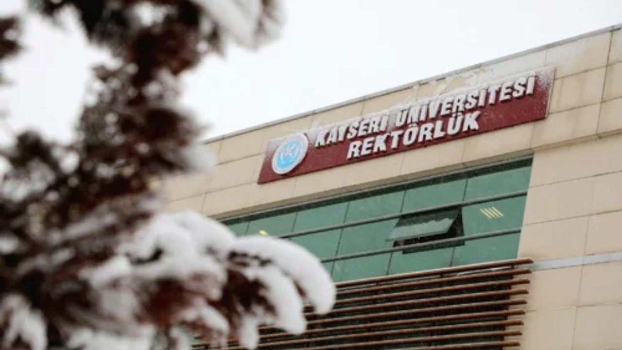 Kayseri’de KPSS birincisi şaşırttı! 100 puanla temizlik görevlisi oldu