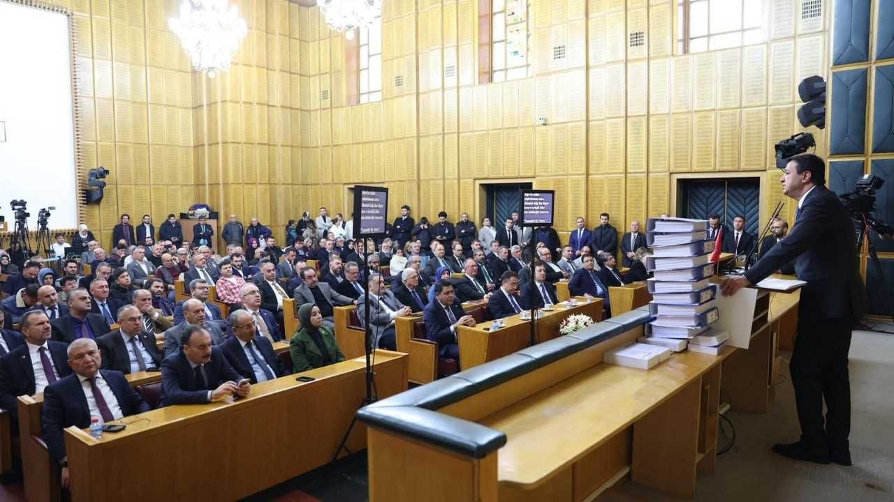 Mahmut Arıkan: Kamu Bankaları kumarhanelerin kasası olmuş