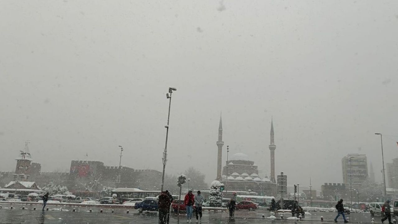 Soğuk hava Kayseri’yi esir alıyor! Kar, Don ve buzlanma kapıda
