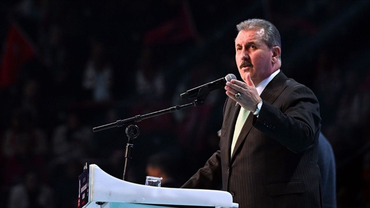 Sosyal medyada deprem! Mustafa Destici: Sözde Milletvekilleri Türkiye’ye hasımlık ediyor!