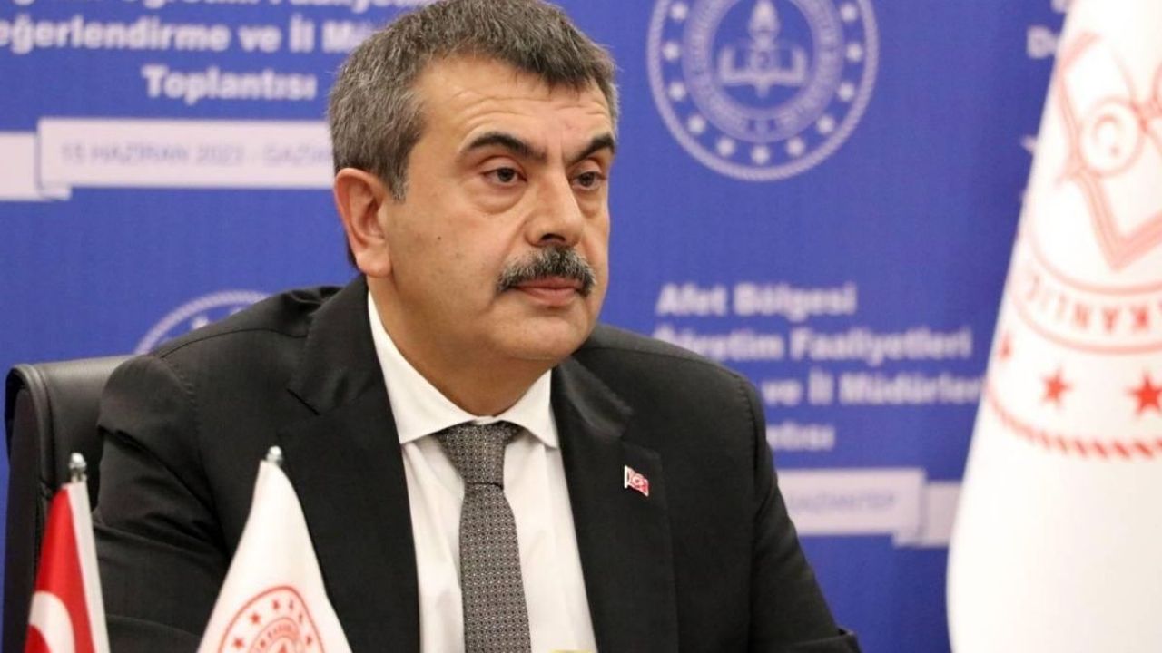 Bakan Tekin: ‘Gerici azgın azınlık’ ifadeleri hakarettir