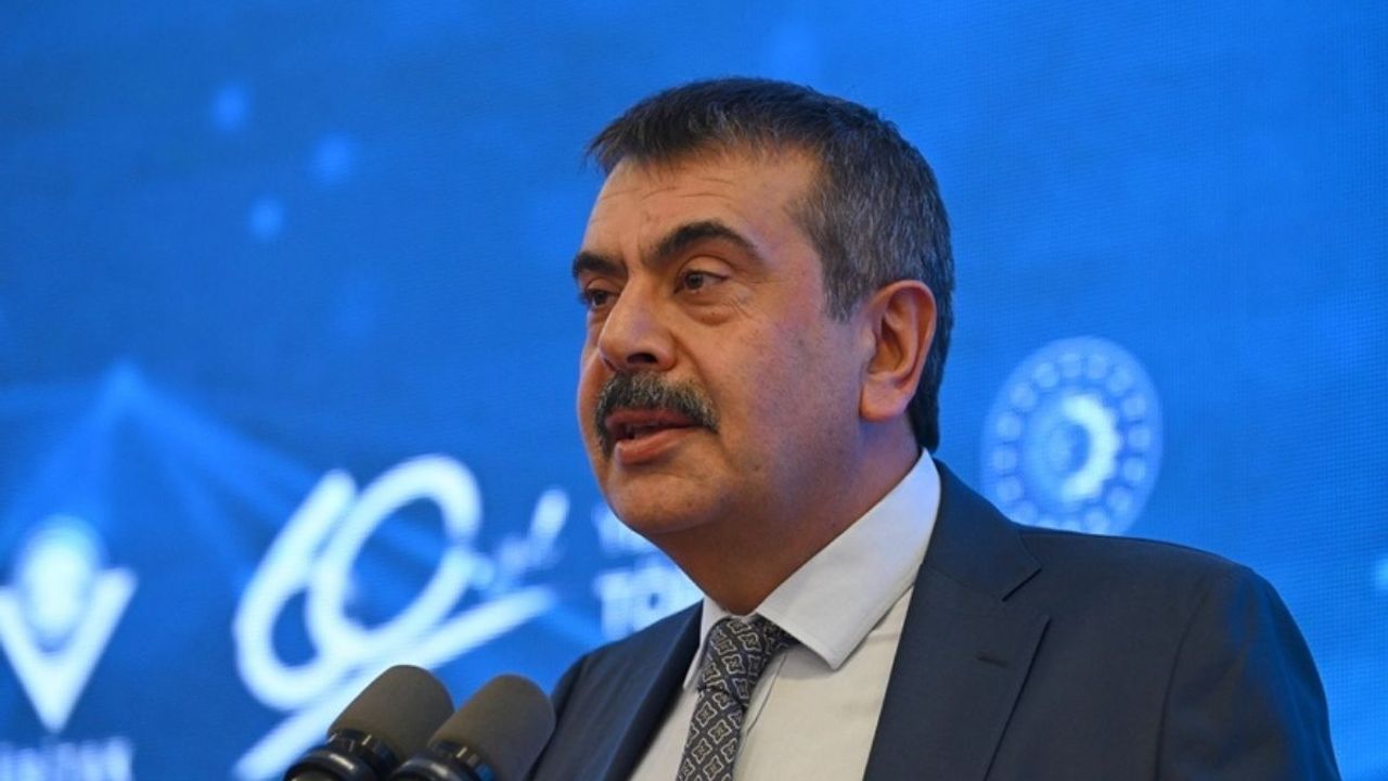 Bakan Tekin’den ‘Selefi yemini’ açıklaması