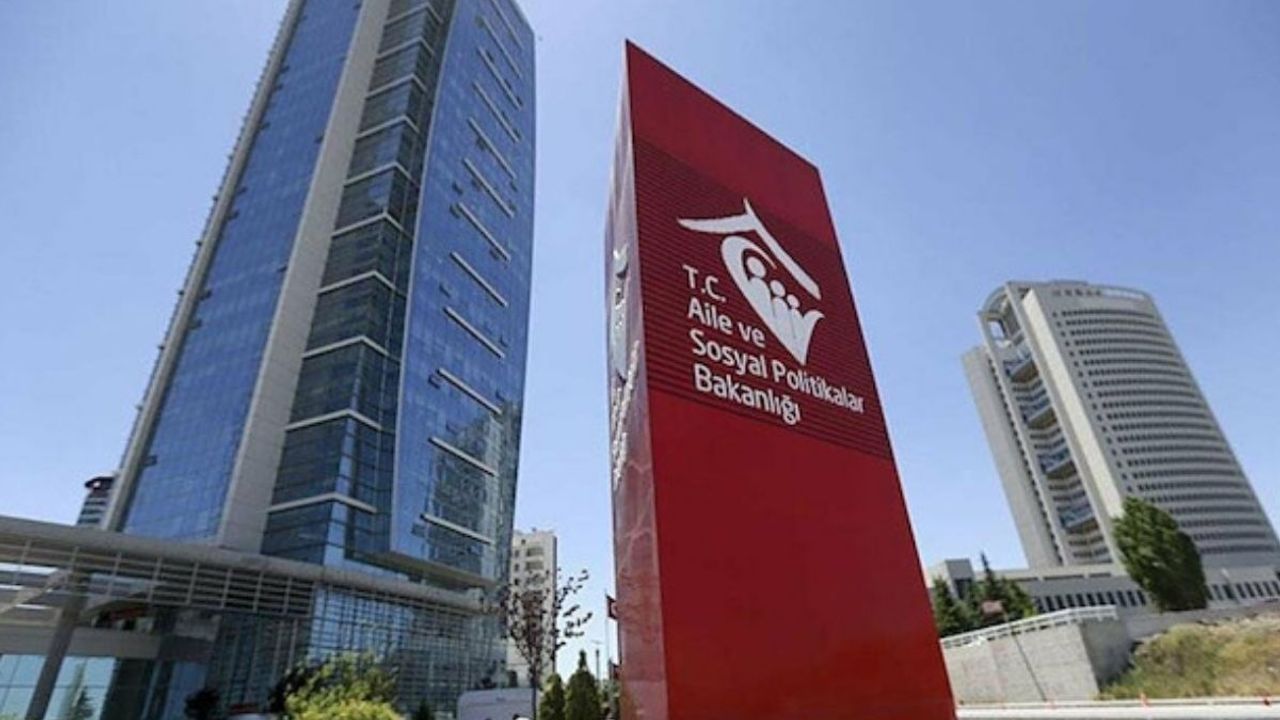 Bakanlıktan ebeveynlere ekran süresi uyarısı