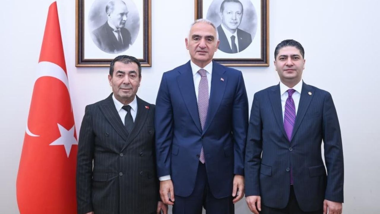 Bünyan Kütüphanesi için önemli adım: Selahattin Metin Kültür Bakanını ziyaret etti