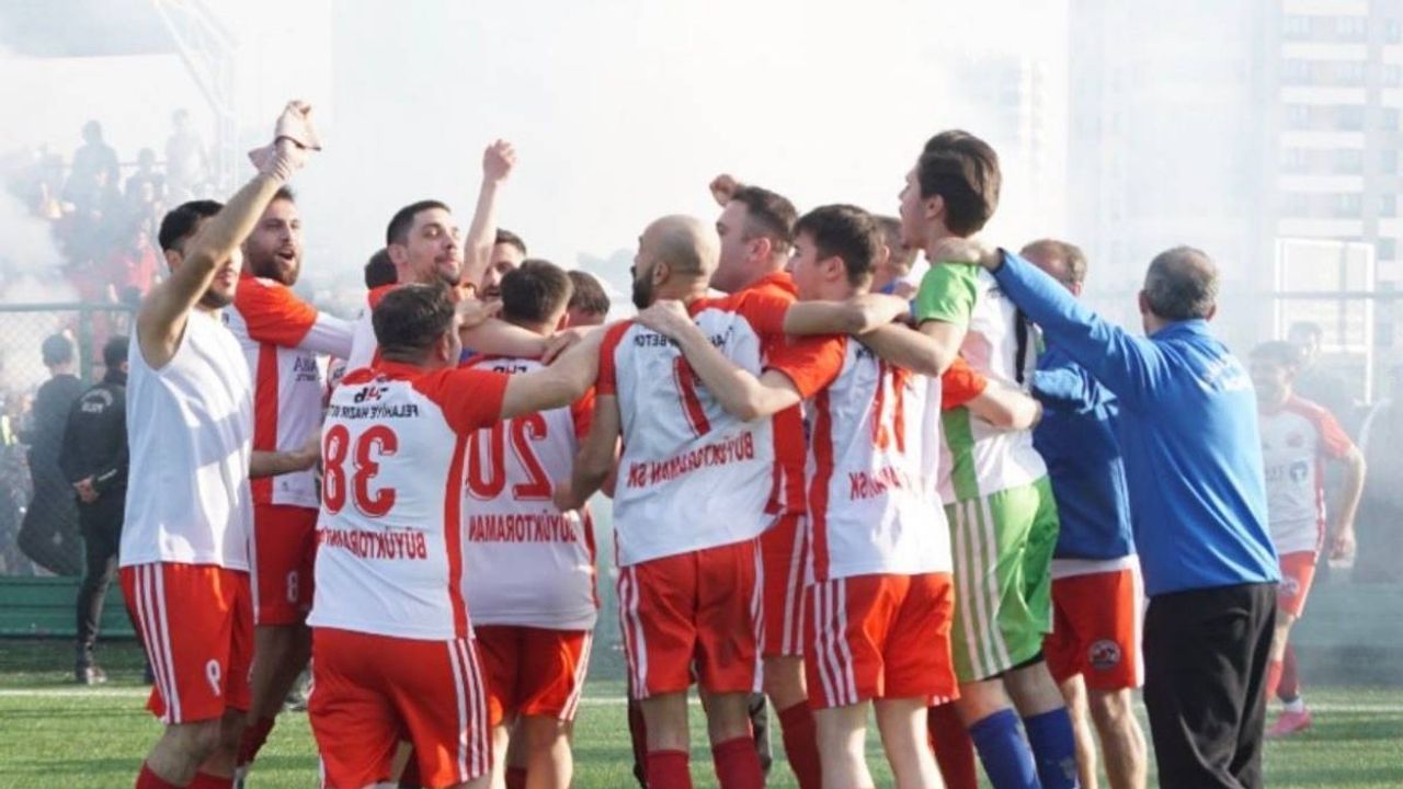 Üst lige yükselen Büyük Toramanspor’da Başkan ve Futbolcu Seyit Pakır konuştu