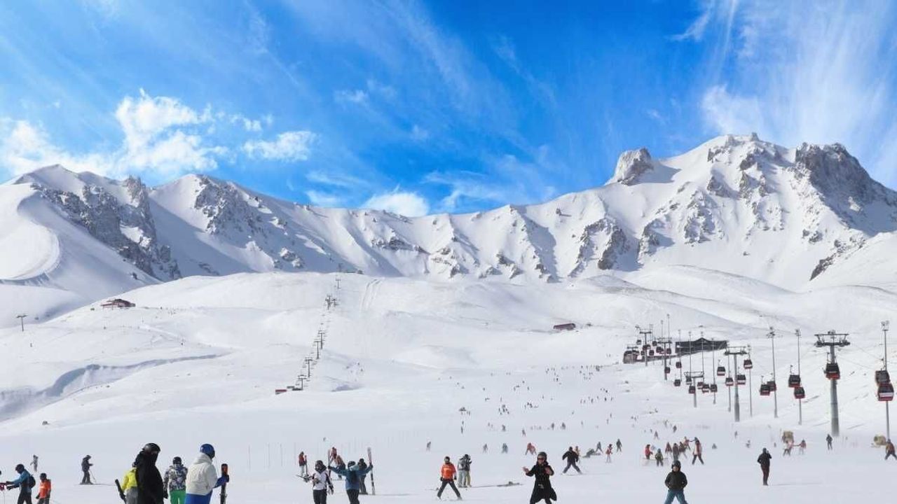 Erciyes’ 220’lik rekor! Erciyes’te hangi pistler açık?