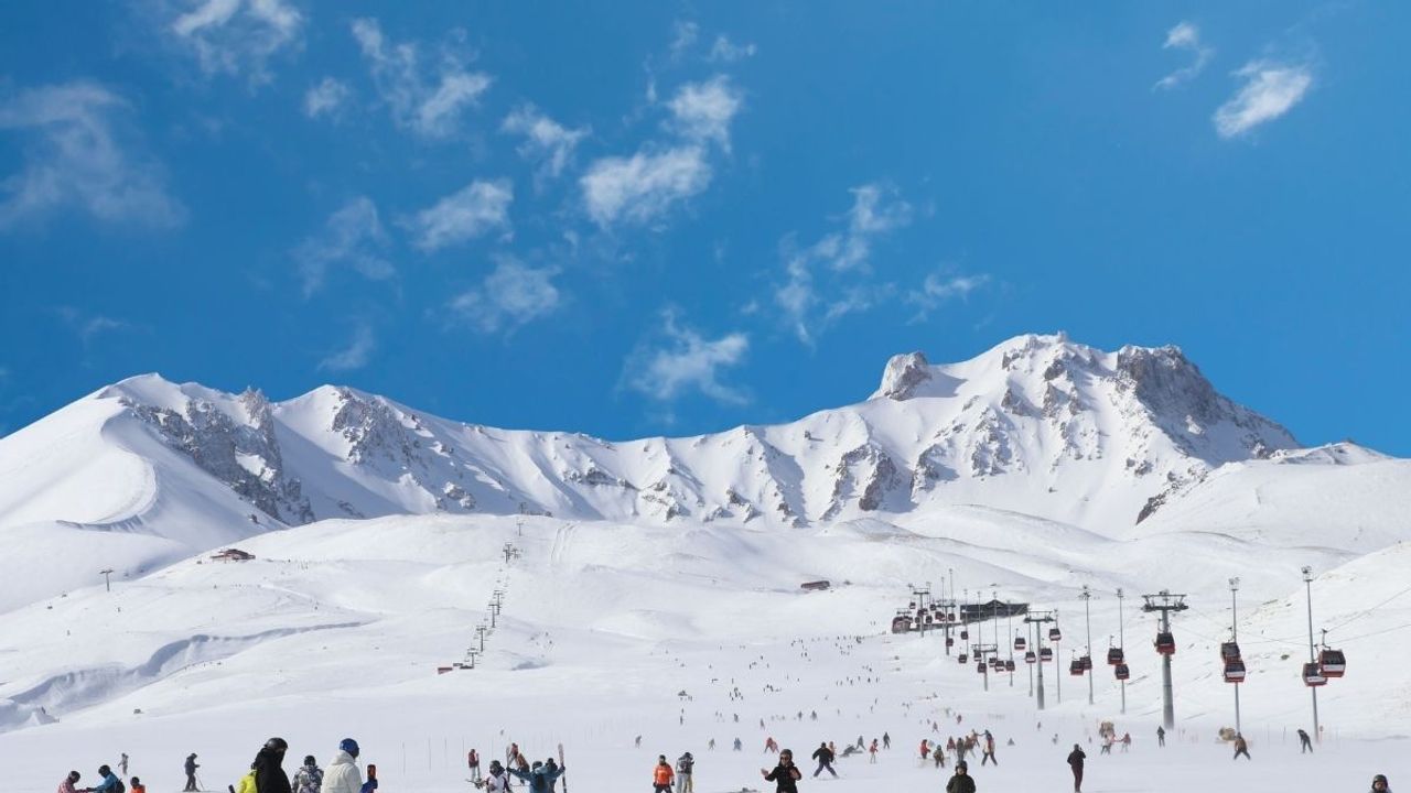 Erciyes’te çarklar tersine döndü!