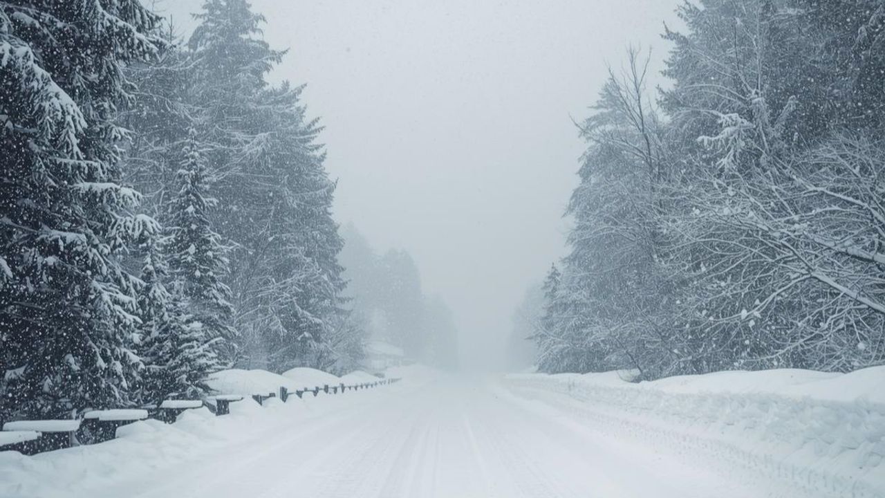 Kayseri Sarız'da okullar tatil edildi!