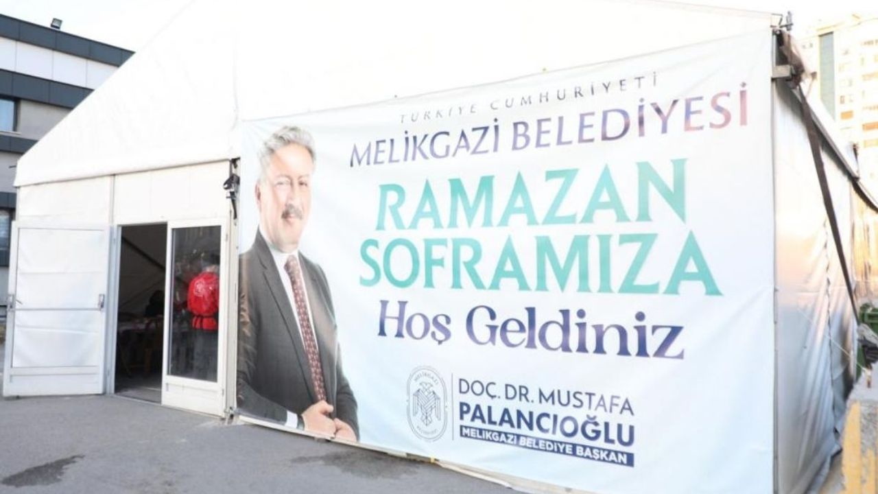 Kayseri Melikgazi’de 3 farklı noktada iftar çadırı kuruldu