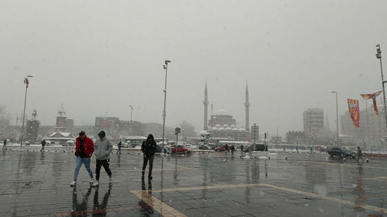 Kar geri dönüyor! Kayseri’de hava bir anda değişecek