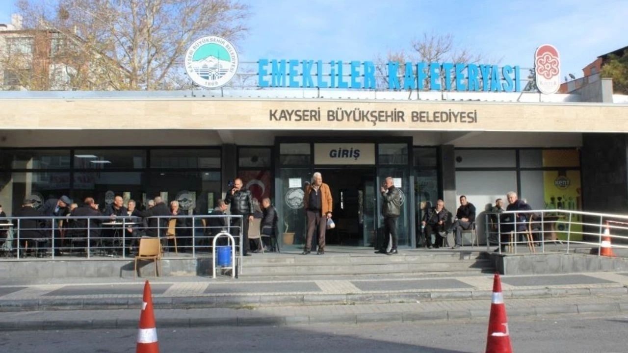 Kayseri de emeklilerin bayram ikramiyesi beklentisi; İkramiye ne kadar olacak?