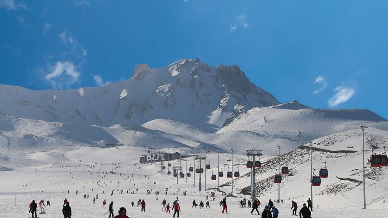 Kayseri Erciyes’te Kış Festivali yine ertelendi