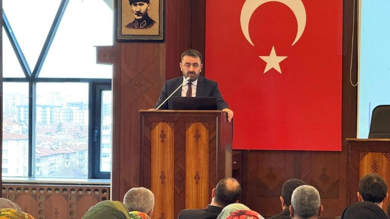 Kayseri İl Müftülüğü'nde  din görevlileri zekat ve iyilik için bir araya geldi