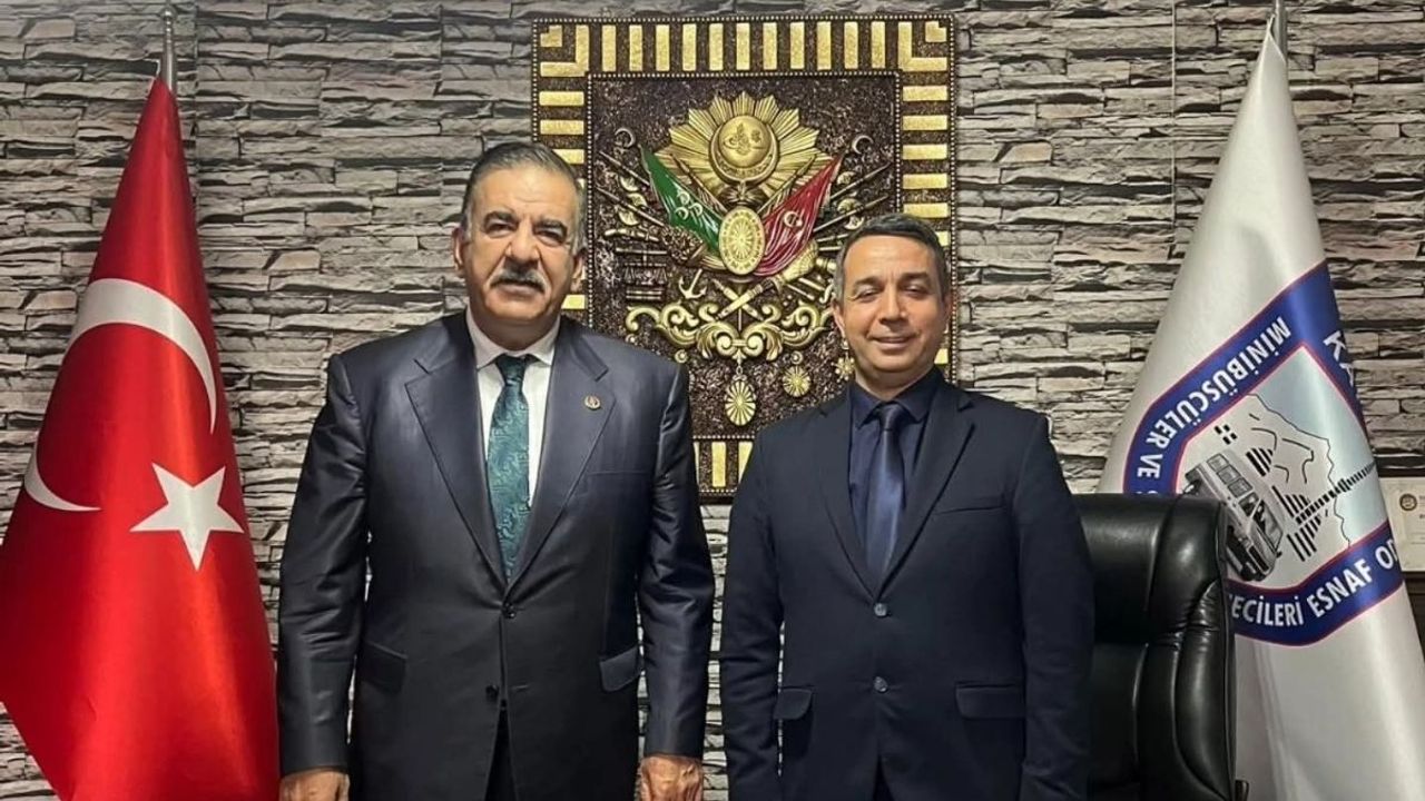 Kayseri Minibüsçüler ve Servisçiler Odası Başkanı Yavuz Ay güven tazeledi