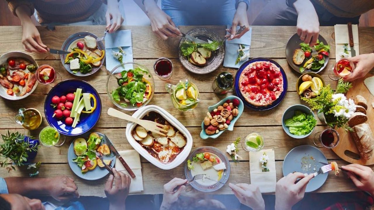 11 Ayın sultanı geliyor: Ramazan'da tüketilmesi önerilen besinler neler?