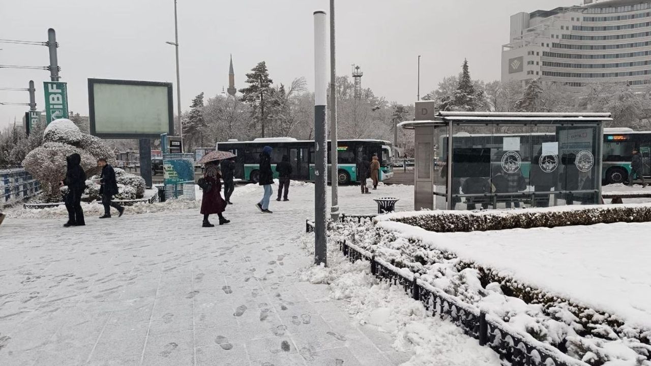 Kayseri’de bugün hava nasıl olacak? Yağmur, kar ve fırtına uyarısı