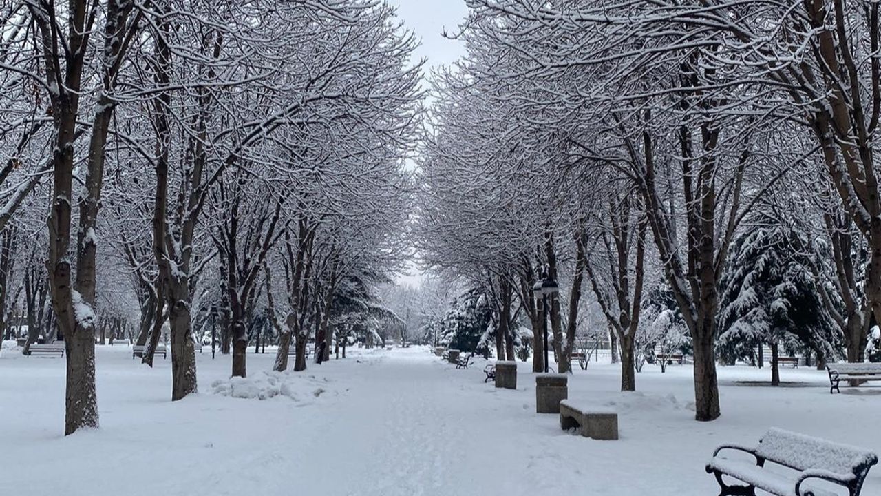 Kayseri’de fırtına alarmı! Yağış ve kar uyarısı yapıldı