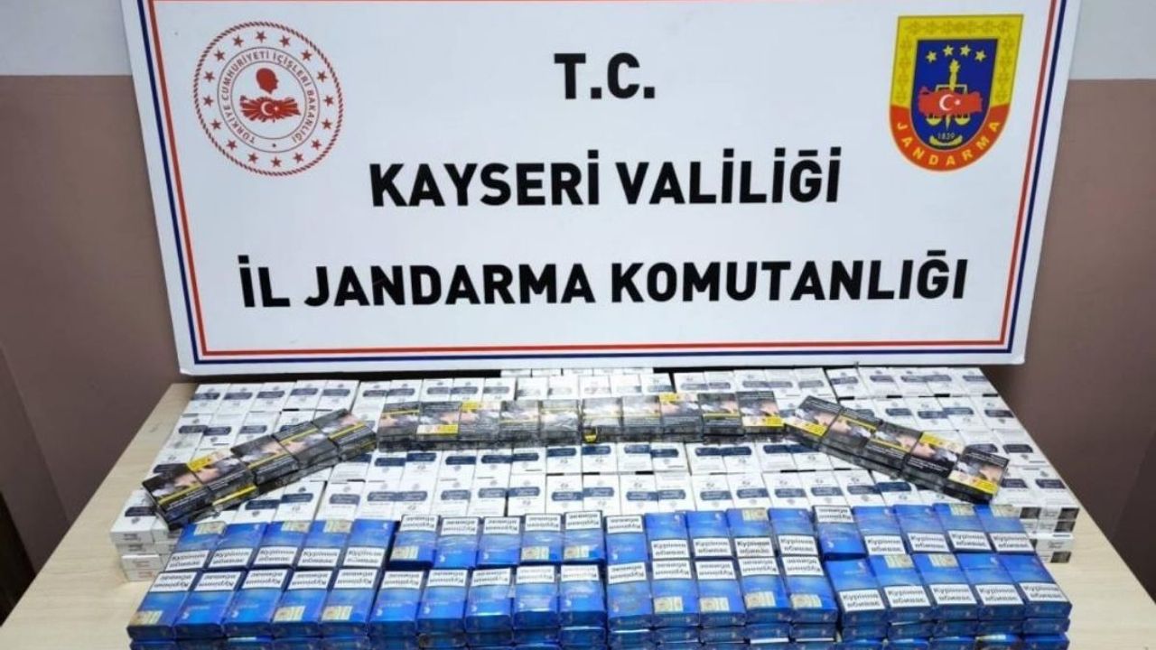 Kayseri’de Jandarmadan kaçak sigara operasyonu: Tırda 619 paket ele geçirildi