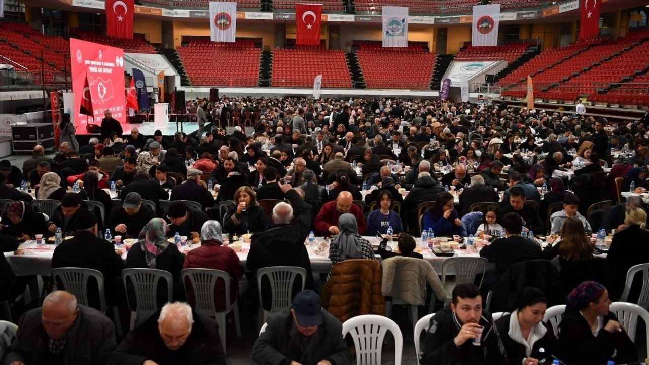 Kayseri’de şehit aileleri ve gaziler için iftar buluşması düzenlendi