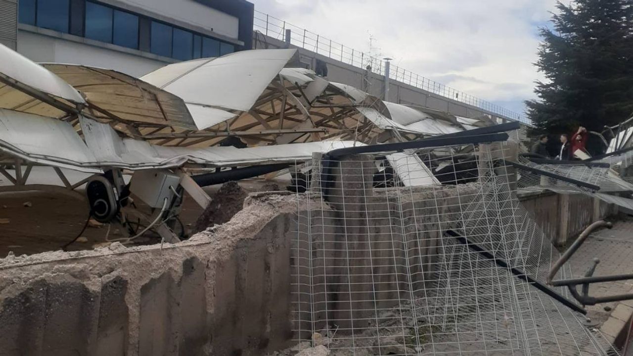 Kayseri’de şiddetli rüzgar hayatı felç etti: OSB’de korkutan görüntü