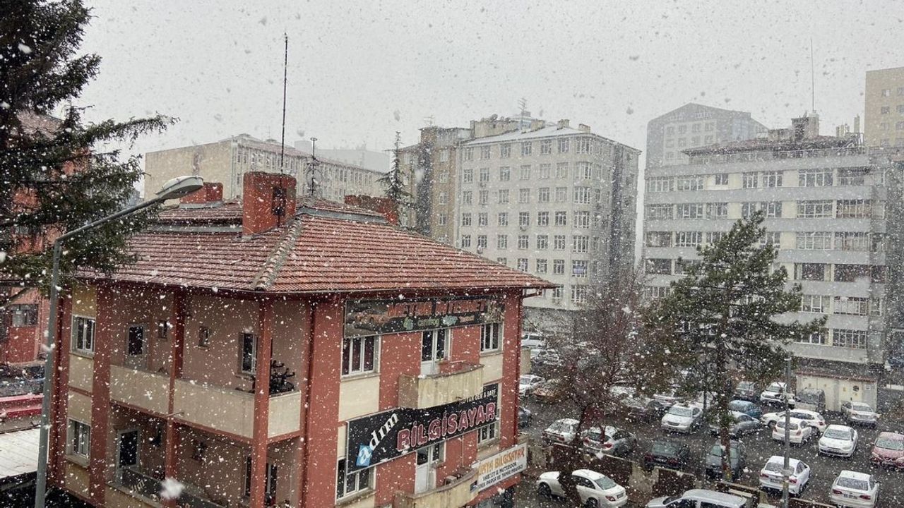 Kayseri’ye kar, don ve sis uyarısı! Sıcaklıklar eksiye düşüyor