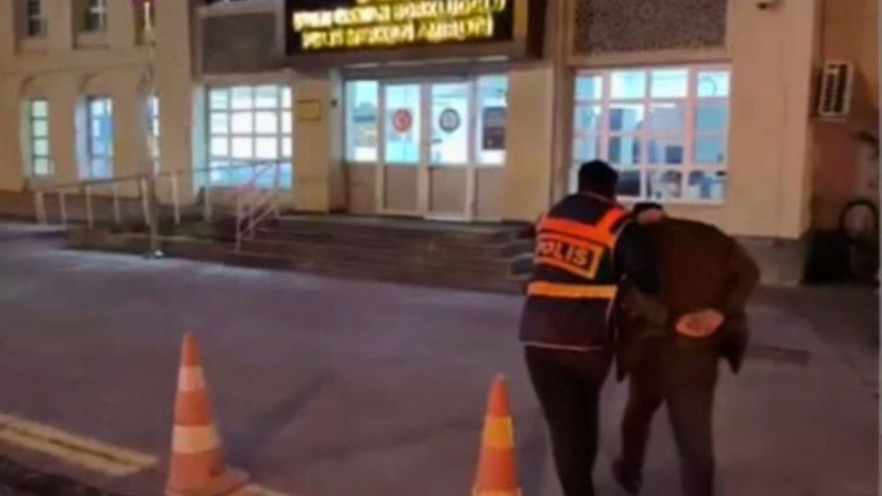 Kayseri’de otomobilin lastiğini kesen 39 yaşındaki şahıs polis tarafından yakalandı