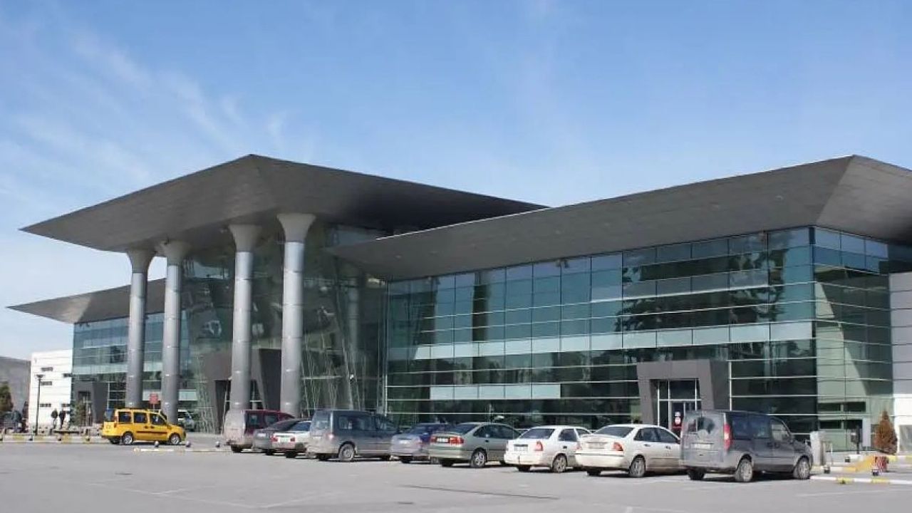 Kayseri Şehirlerarası Otobüs Terminali taşınıyor, mevcut bina satılacak