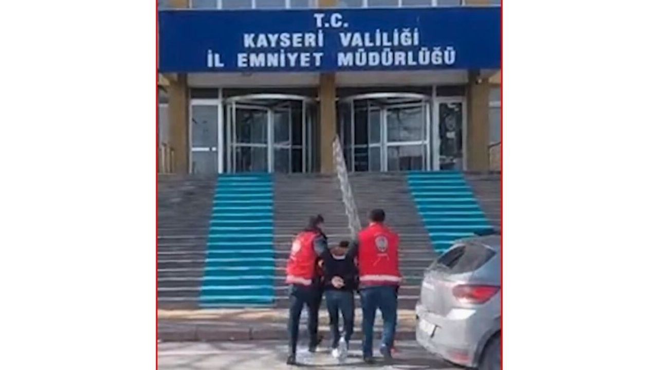 Kayseri’de polislerin çevirdiği şahıs 13 yıl cezası olan firari torbacı çıktı