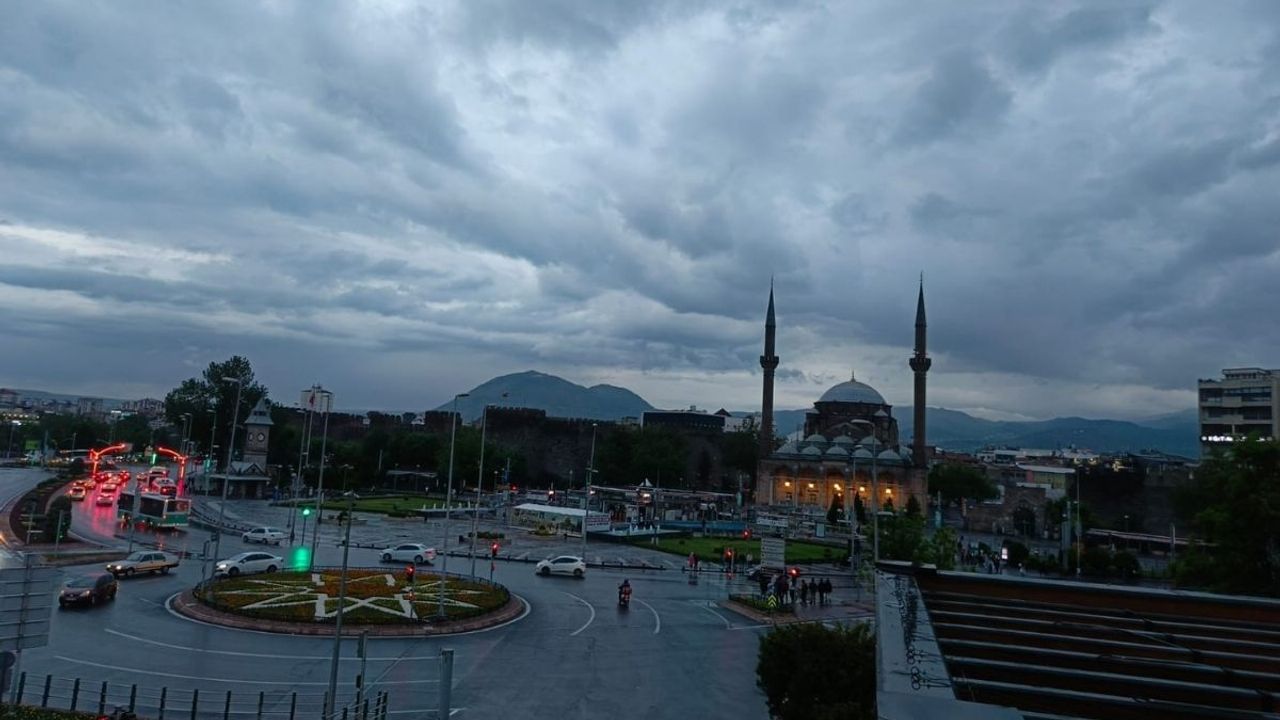 Kayseri’de termometreler eksiye dönüyor: Kara kış kapıya dayandı!