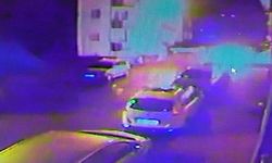 Çakmak gazı bomba gibi patladı, 2 genç ölümden döndü
