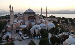 Ayasofya'da tarihi gün