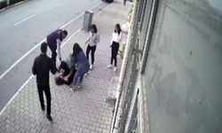 Kızların Tekme Tokat Kavgası Güvenlik Kamerasına Yansıdı