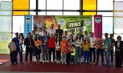 Başkan Büyükkılıç'tan Tenis Defi Ligi Sporcularına Tebrik