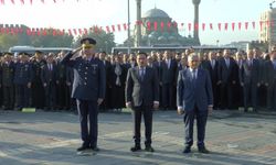 Kayseri'de 10 Kasım Atatürk'ü Anma Günü Çelenk Sunumuyla Başladı