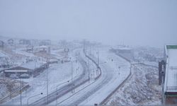 Erciyes'te Kar Yağışı Etkili Oluyor