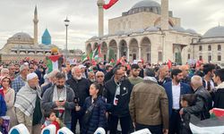  Konya'da Gazze İçin İnsan Zinciri Oluşturuldu