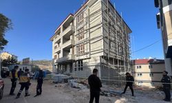 İnşaatın Çatısı Çöktü: 1 İşçi Hayatını Kaybetti